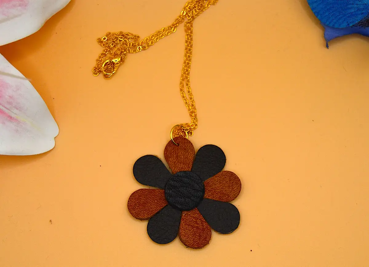 Marguerite 40mm (Collier)