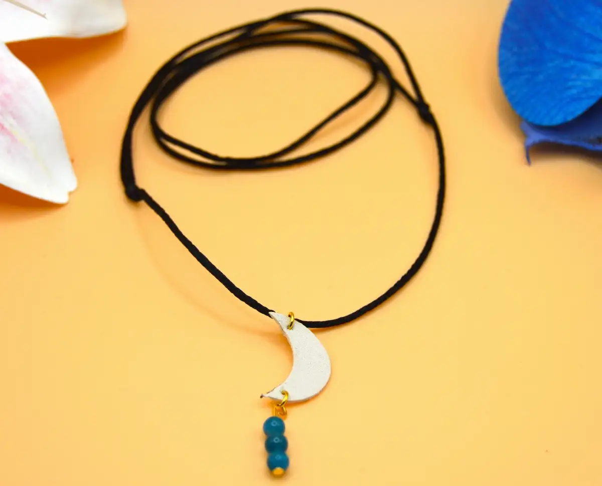 Lunes Pierres (Collier)