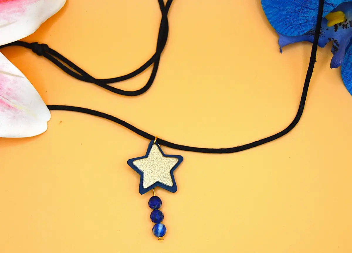 Etoiles Pierres (Collier)