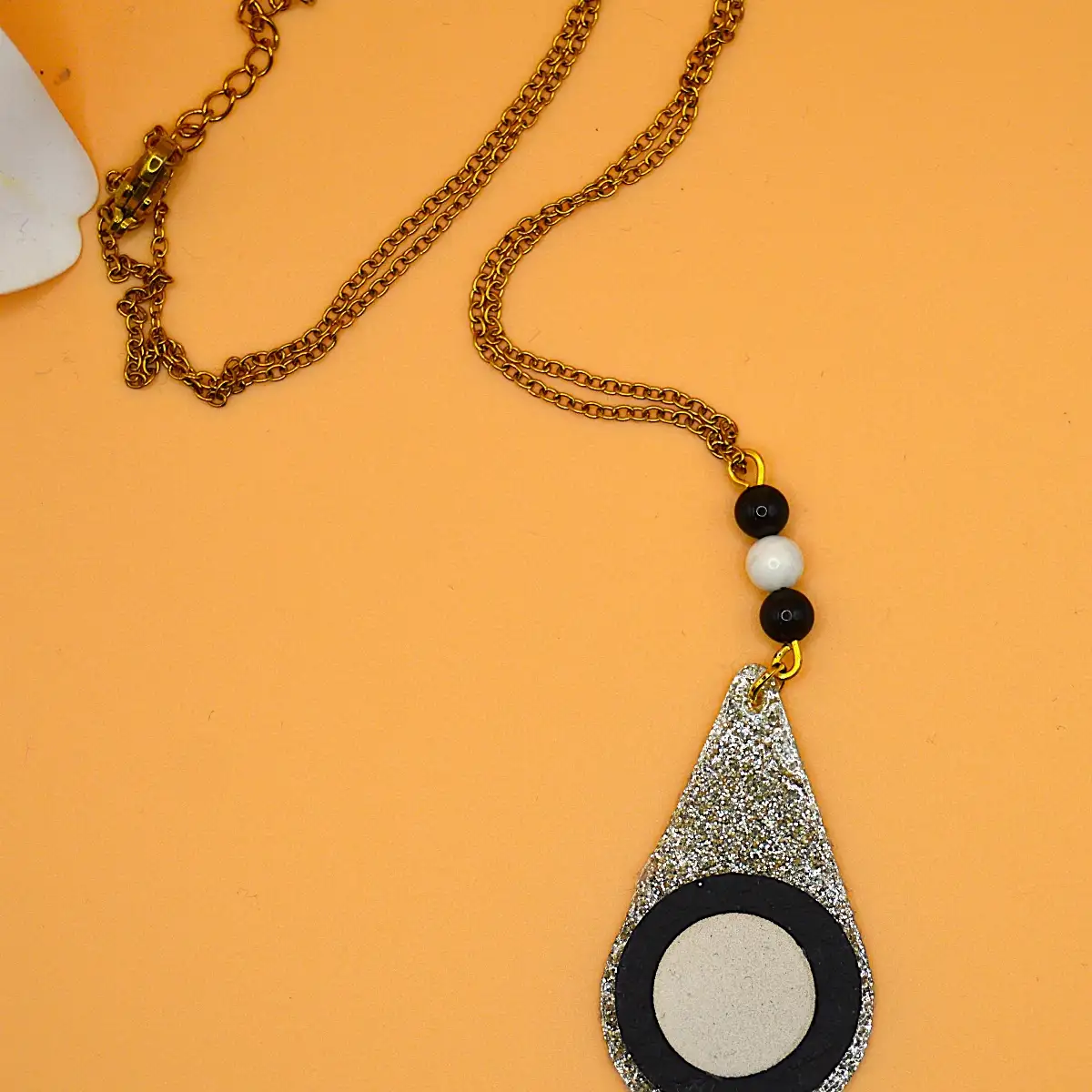 Goutte Pierres (Collier)